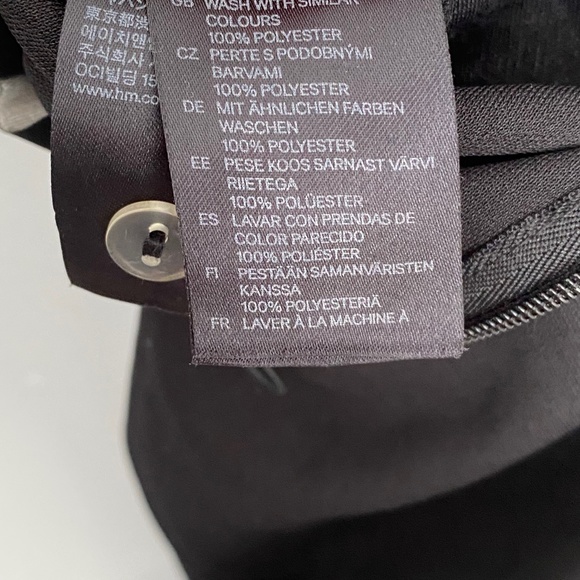 NWOT✨ H&M Maxi Skirt With Back Slit Black Size 2 - Picture 6 of 6